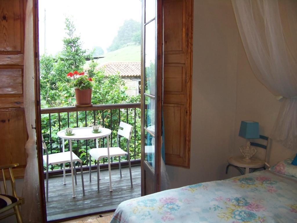 B&B El Jardin De Aes Puente Viesgo Extérieur photo