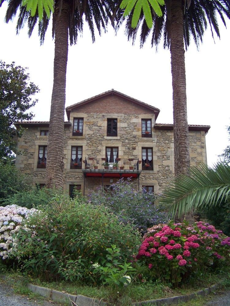 B&B El Jardin De Aes Puente Viesgo Extérieur photo