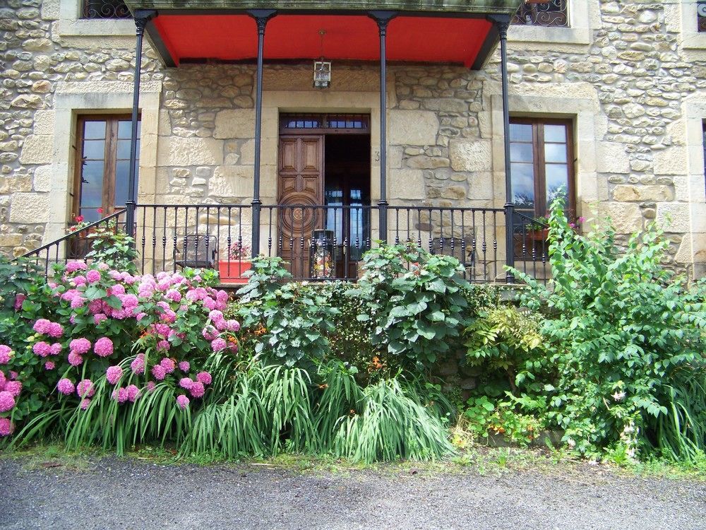 B&B El Jardin De Aes Puente Viesgo Extérieur photo